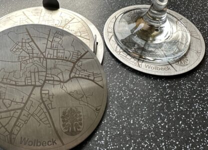 Set mit 4 gravierten Metalluntersetzern: Motiv Wolbeck