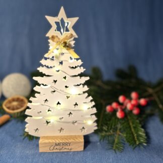 Weihnachtsbaum mit Lichterkette