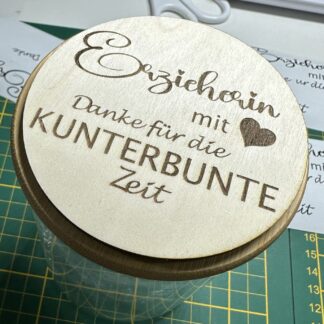 Gravur auf Holz