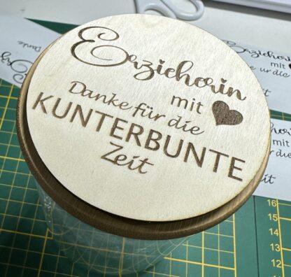 Gravur auf Holz